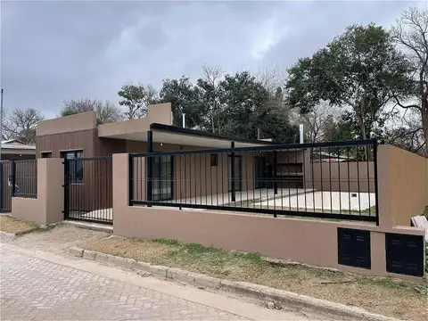Casa en Venta en Roldan, USD 68.000