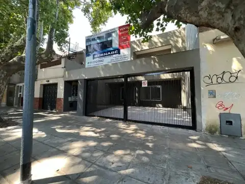 Saavedra 1700, Piso 1°