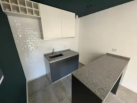 Saavedra 1700, Piso 1°
