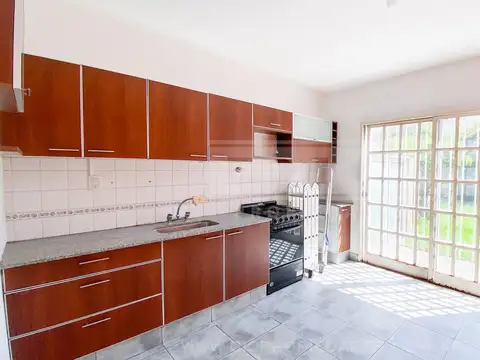 Casa en Alquiler 25 años
