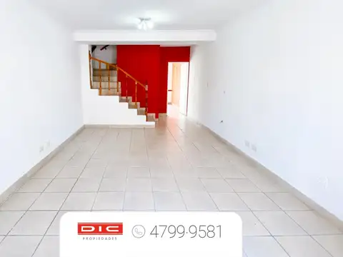 Triplex en alquiler Olivos