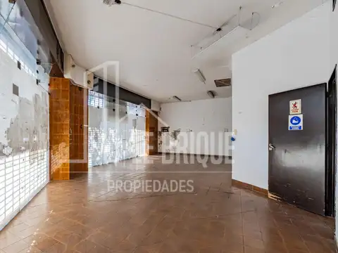 Terreno en Venta en Villa Ortuzar, USD 215.000