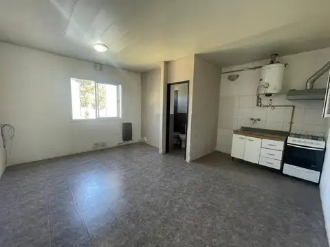 Departamento en Alquiler en Centro De Lujan, $ 300.000