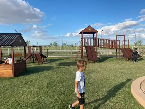 Terreno en Venta en Guillermo E Hudson, USD 73.000