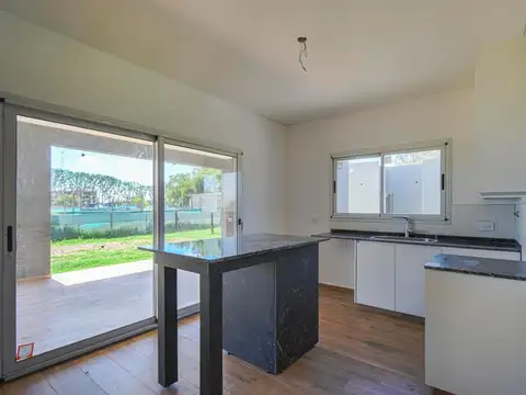 Venta de Casa a Estrenar - Barrio La Magdalena