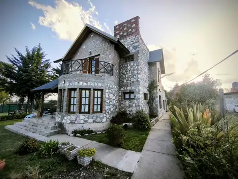 VENTA CASA 3 DORMITORIOS VILLA GIARDINO - APTA CRÉDITO