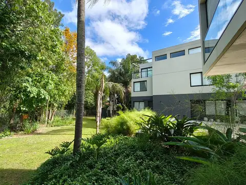 Depto Tipo Casa en Venta de 3 dormitorios