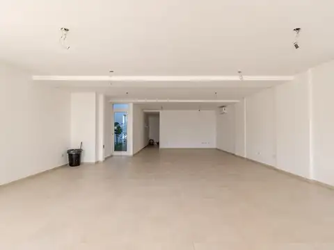 Local comercial a estrenar en Tigre centro Oportunidad