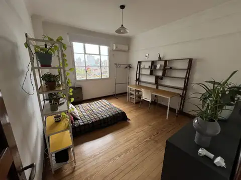 Alvarez Thomas 1300, Piso 2