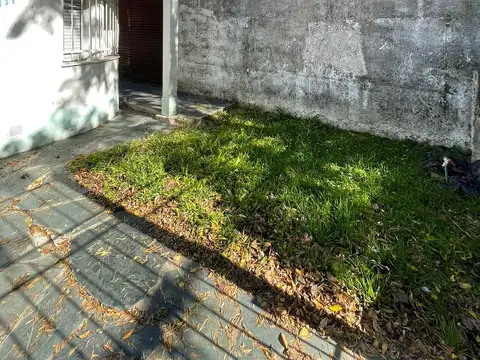Depto Tipo Casa en Alquiler de 3 ambientes