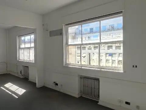 SAENZ PEÑA ROQUE PRES. AV. 1100, Piso 8