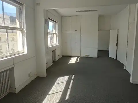 Oficina en Venta en Tribunales, USD 178.000