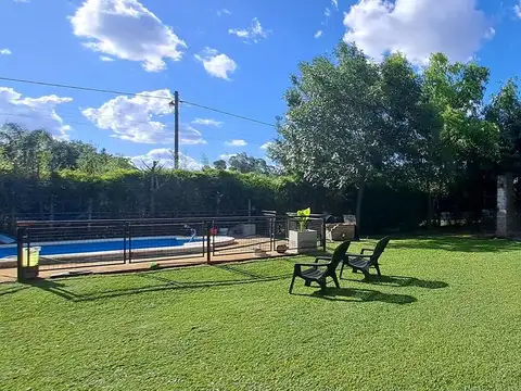 CASA QUINTA 3 AMBIENTES PISCINA QUINCHO PARQUE