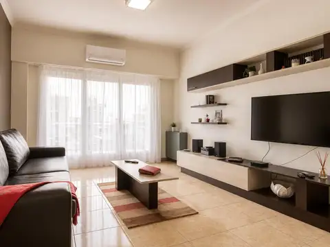 Departamento de 3 ambientes con dependencia en Centro