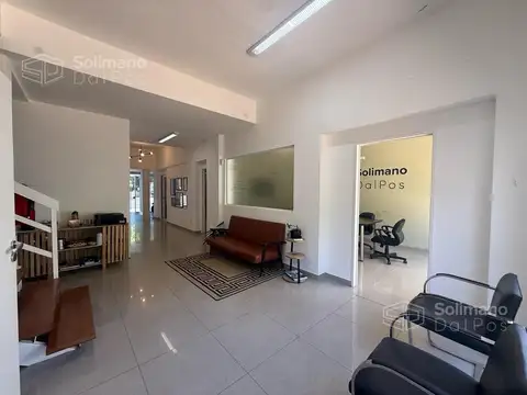 LOCAL EN ALQUILER EN VICENTE LOPEZ - AV LIBERTADOR