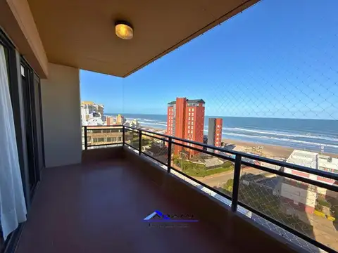 Departamento 3 ambientes en Edificio El Chalten Villa Gesell