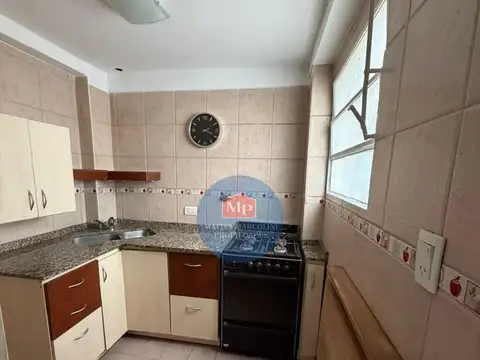 Depto Tipo Casa 2 ambientes con 1 baño