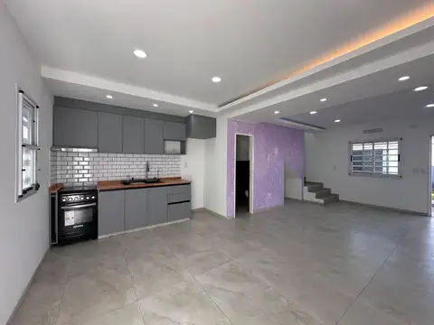 Depto Tipo Casa en Venta de 3 dormitorios
