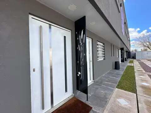 Depto Tipo Casa 4 ambientes con 1 baño