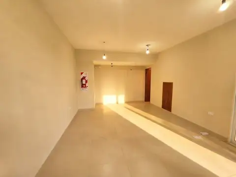 Local en Alquiler en Barrio Sur, $ 450.000