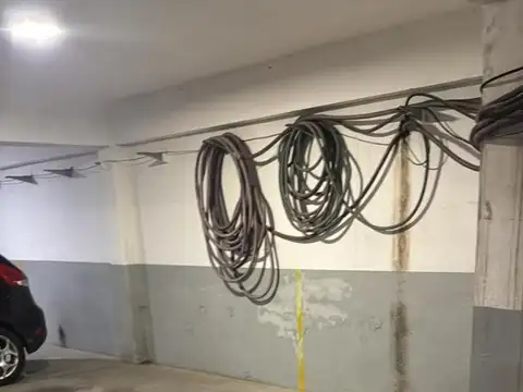 ALQUILER COCHERA CUBIERTA - EDIFICIO NEWEN