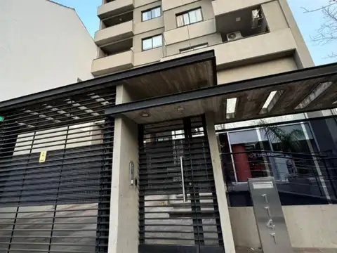 ALQUILER COCHERA CUBIERTA - EDIFICIO NEWEN