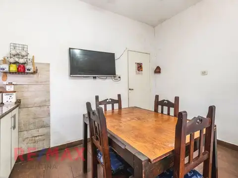 Depto Tipo Casa en Venta en Villa Luzuriaga, USD 80.000