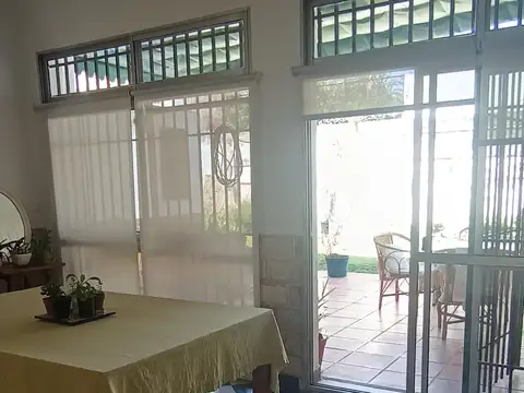 Casa en venta tres dormitorios.