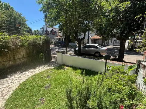 Depto Tipo Casa en Venta con 1 cocheras