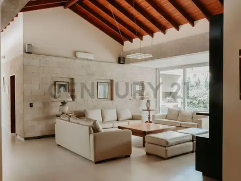 Casa en Venta de 5 dormitorios