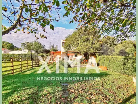Casa en Alquiler con 1 cochera