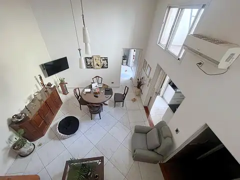 Depto Tipo Casa en Venta en Flores, USD 145.000