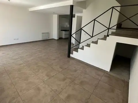 Casa en Alquiler en Lomas De Manantiales, $ 1.600.000