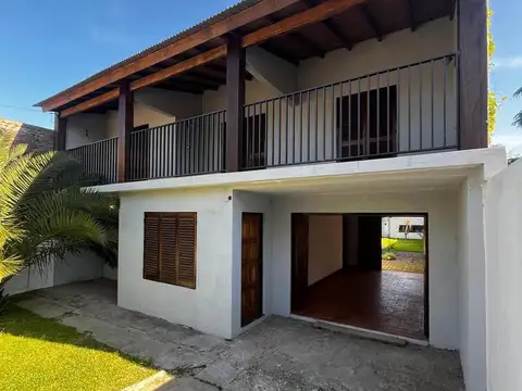 Casa céntrica en Capilla del Señor