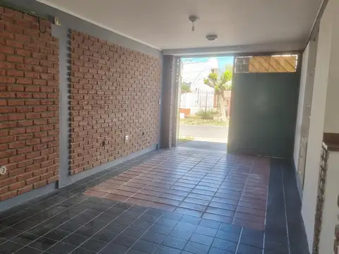 Casa en Alquiler en Neuquén, $ 2.500.000