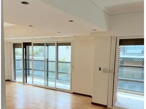 Departamento en Alquiler con 2 cocheras