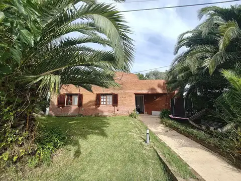 Venta Casa 4 ambientes en Country Las Brisas