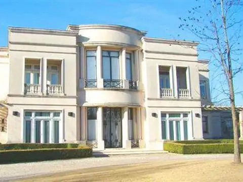 Excelente casa a la venta en Martindale