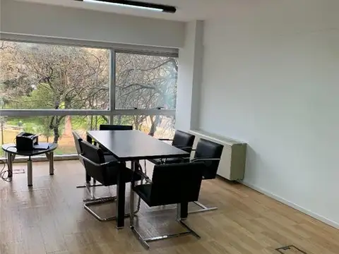 Oficina en Alquiler en Tribunales, USD 2.550