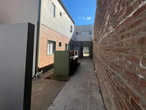 Depto Tipo Casa 2 ambientes con 1 baño