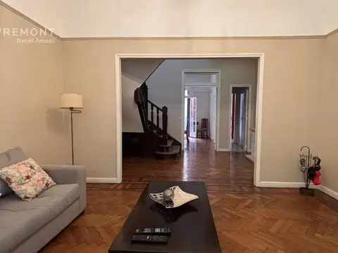 Depto Tipo Casa en Venta con 1 cocheras
