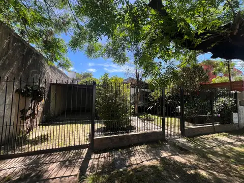 Casa 2 ambientes con 1 baño