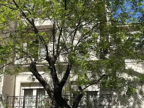 59 entre 8 y 9 600, Piso 1