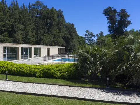 Terreno en Venta en Francisco Álvarez, USD 77.000