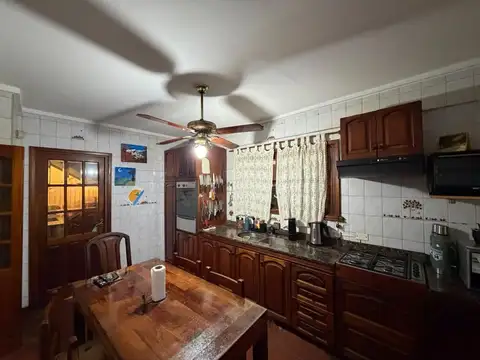 VENTA CASA 5 AMBIENTES AVELLANEDA - APTO CREDITO