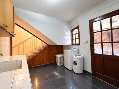 VENTA CASA 5 AMBIENTES AVELLANEDA - APTO CREDITO