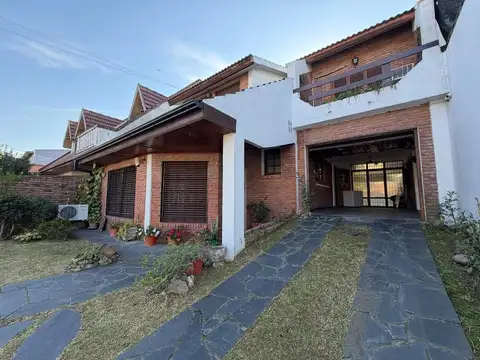 VENTA CASA 5 AMBIENTES AVELLANEDA - APTO CREDITO