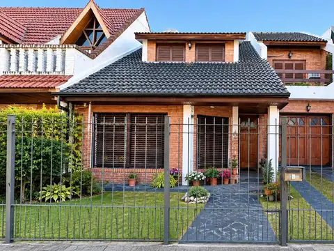 VENTA CASA 5 AMBIENTES AVELLANEDA - APTO CREDITO