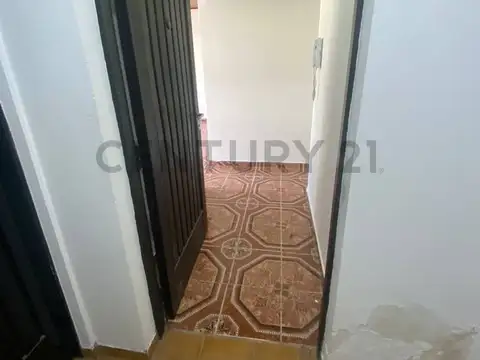 75 Esquina 137 , Piso 1