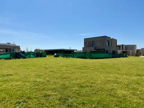 Terreno En Venta En El Aljibe Barrio Cerrado